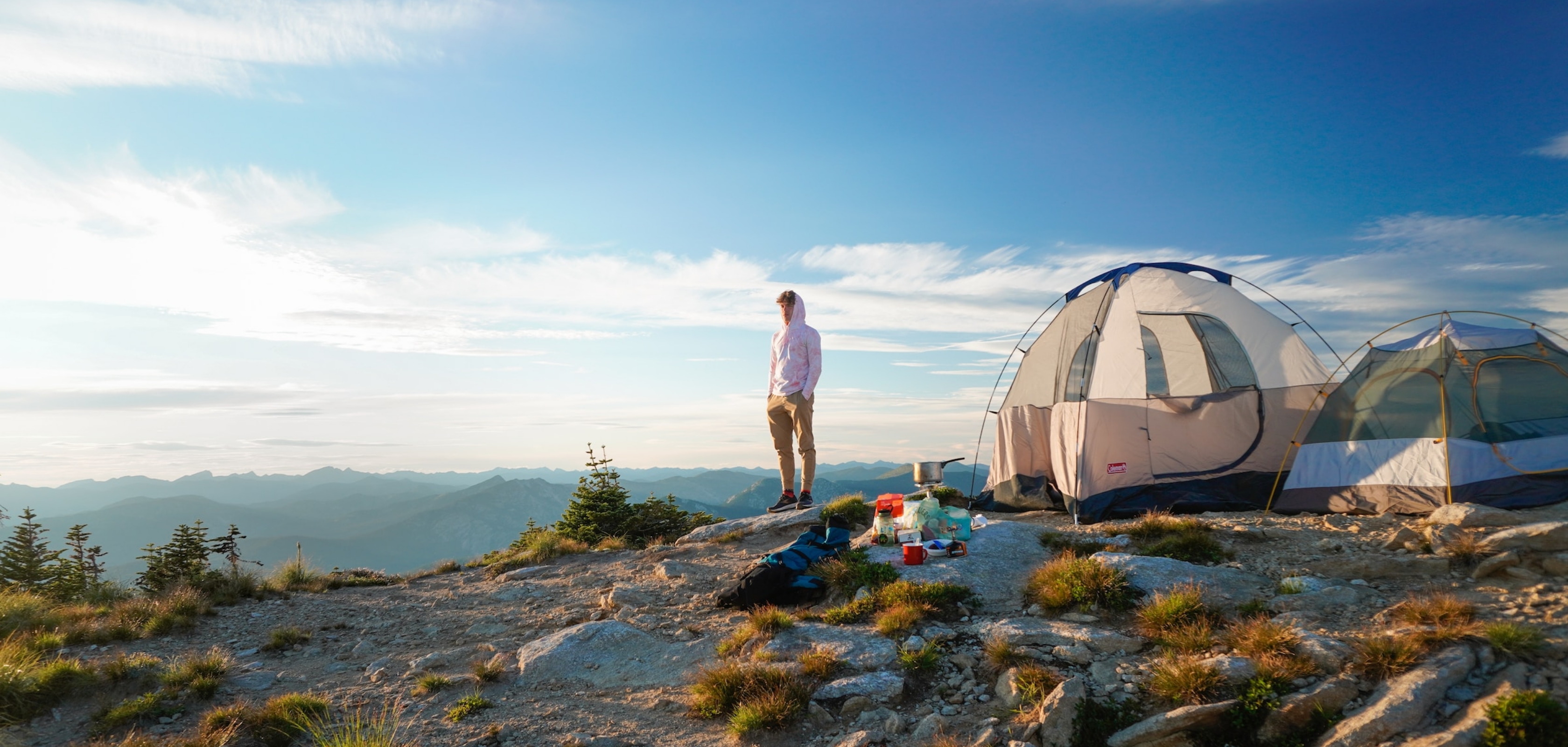 Un homme part camper pour la première fois