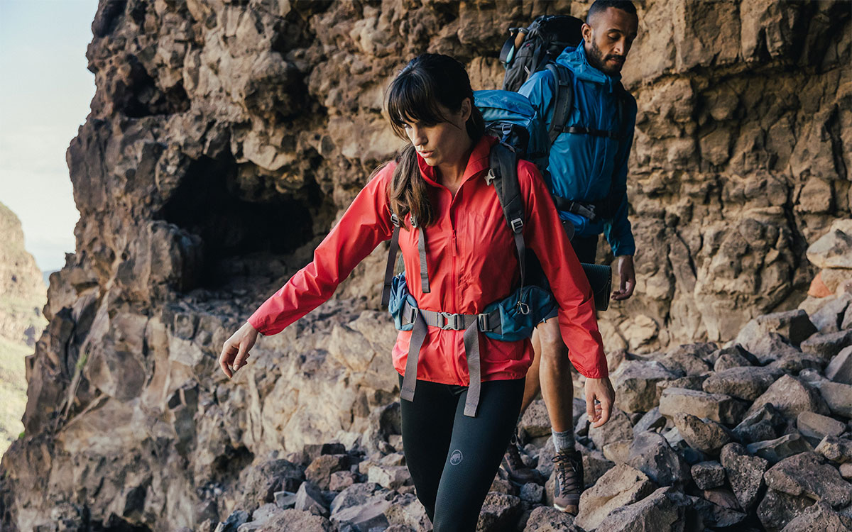 Comment laver et sécher les vêtements de plein air de manière écologique ?