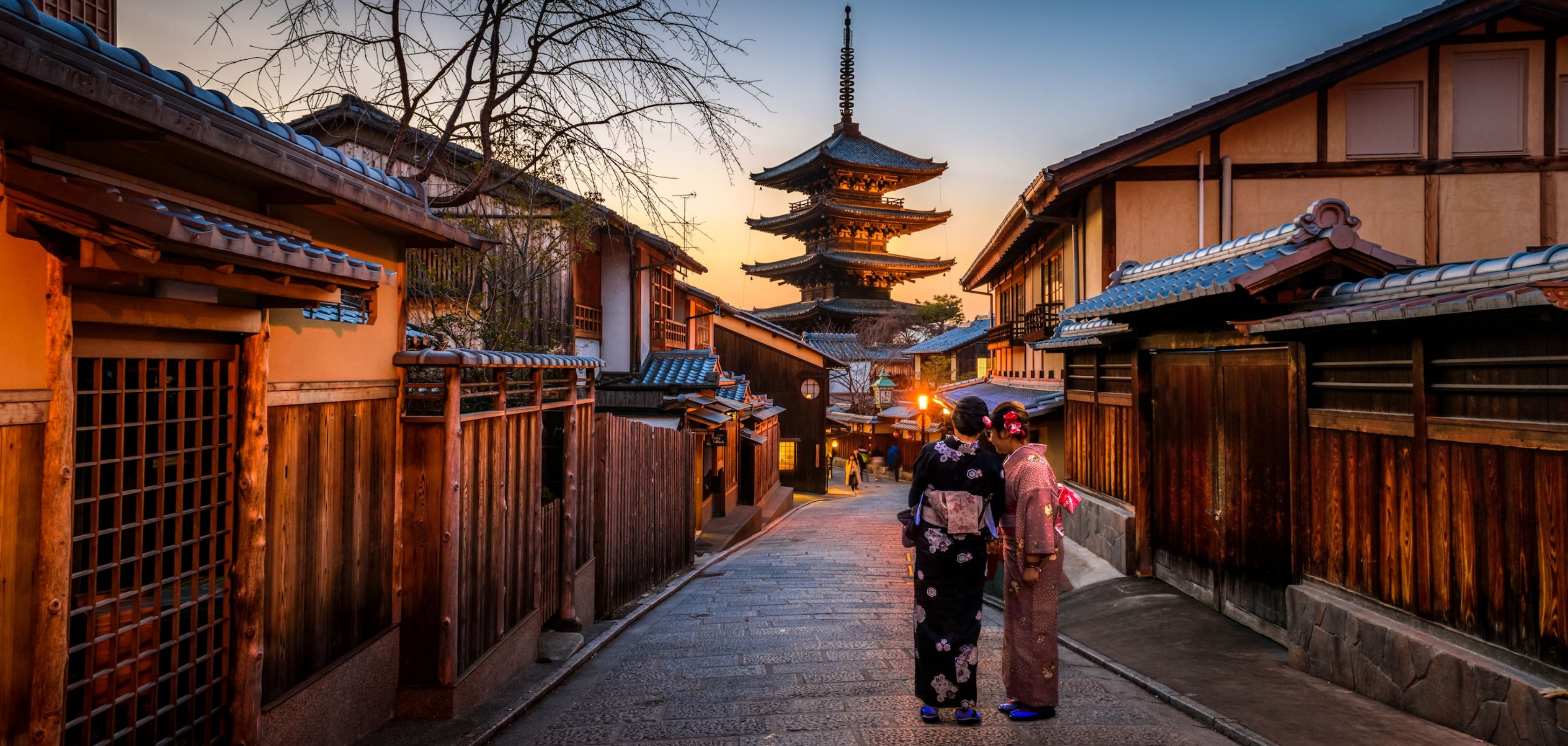 2 vrouwen in Japan, een perfect land voor het single reizen